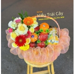 giỏ trái cây kèm hoa 01